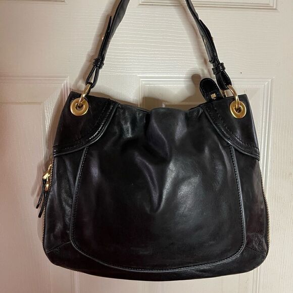 Cole Haan black soft leather shoulder with extended side to bottom zipper suede - Picture 11 of 14